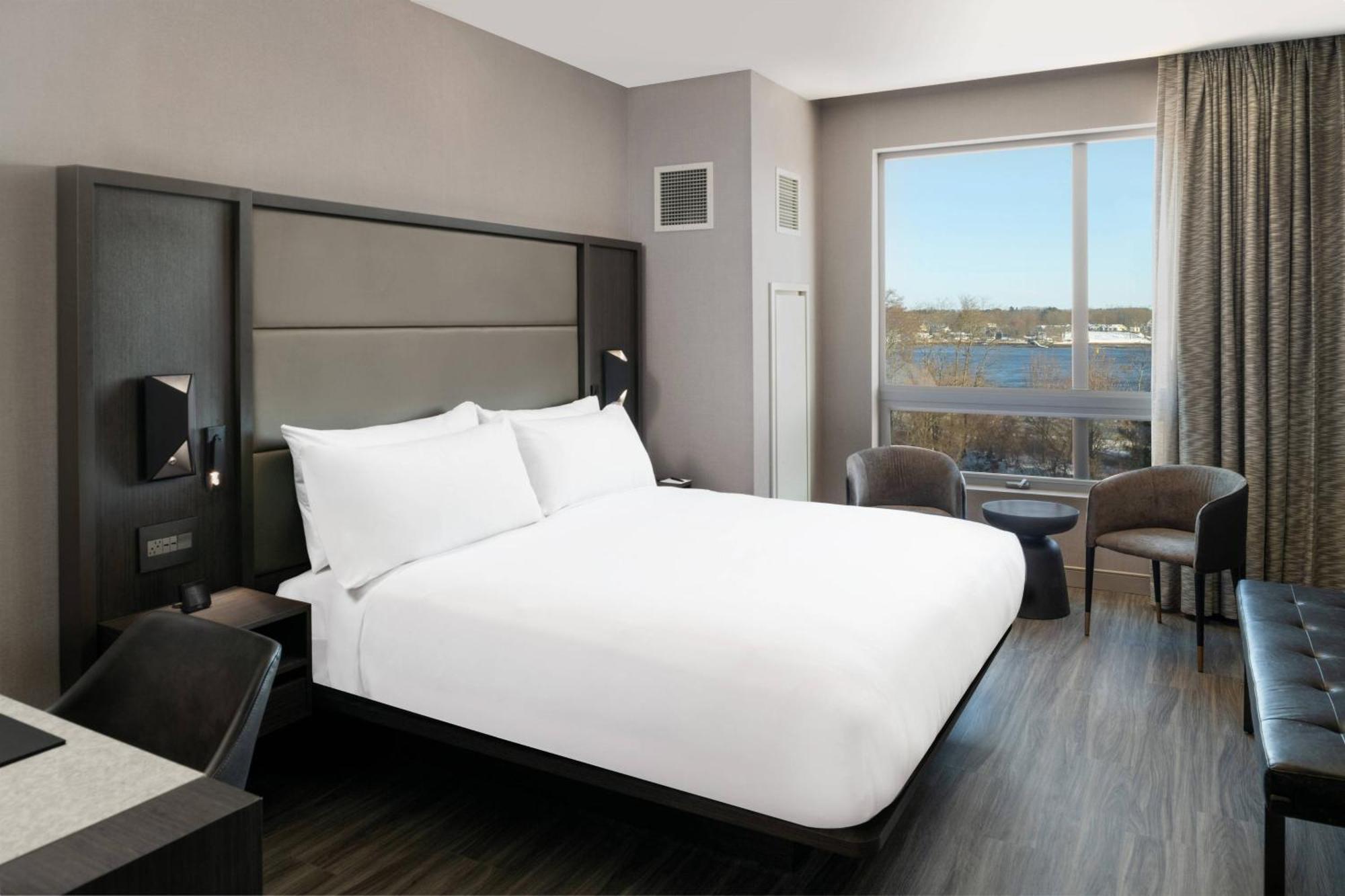 Ac Hotel By Marriott Portsmouth Downtown/Waterfront Zewnętrze zdjęcie